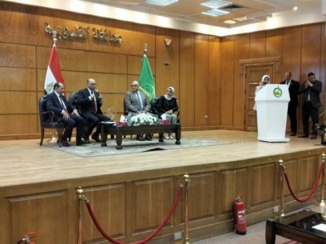 وزير العمل يكشف تفاصيل قانون العمل الجديد: توازن بين المستثمر والعمال