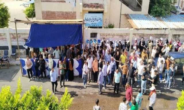 استئناف التصويت بعد فترة الراحة في انتخابات مجلس الشيوخ بالإسكندرية