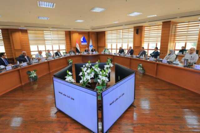 مجلس جامعة كفر الشيخ يستعرض مستجدات العملية التعليمية والبحثية خلال أغسطس
