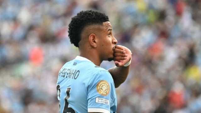 توتنهام يفاوض مانشستر سيتي لضم سافينيو