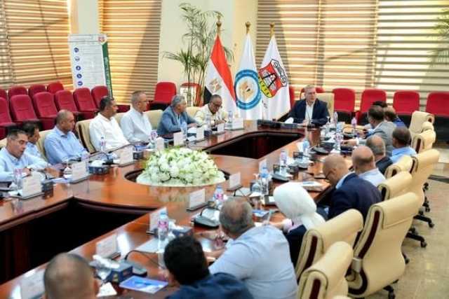 وزير البترول يتابع توسعات ميناء الحمراء البترولي بالعلمين