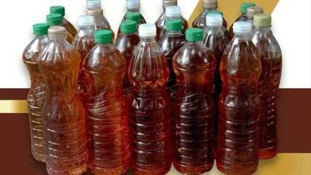 قصة زجاجة زيت.. رحلة من المطبخ إلى المجهول