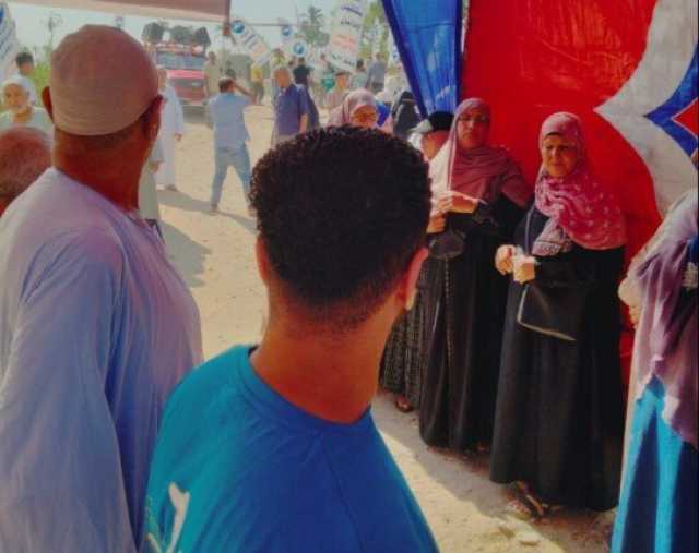 الناخبون يتوافدون على لجان الاقتراع بمحافظة البحيرة في اليوم الثاني لانتخابات مجلس الشيوخ