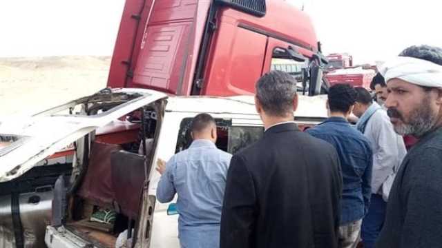 النقل تكشف تفاصيل حادث الطريق الصحراوي الشرقي.. «السيارات متوقفة والأتوبيس غير تابع»