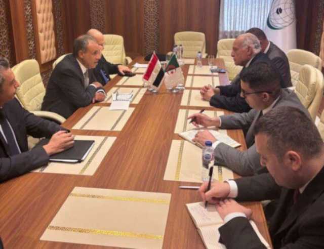 مشاورات «مصرية - جزائرية» بجدة لتعزيز العلاقات الثنائية وبحث المستجدات الإقليمية