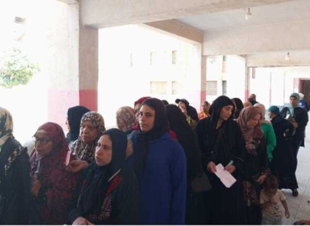 انتخابات الشيوخ 2025.. حضور قوي للسيدات وكبار السن في أول أيام التصويت بالمقطم