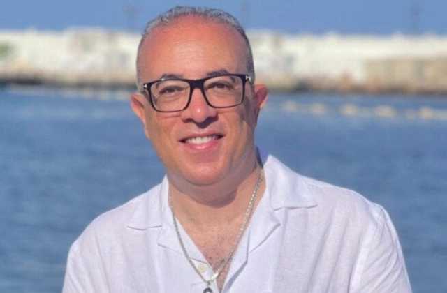بعد هجوم نقيب الموسيقيين على أنغام.. المخرج حاتم حافظ: «شخص غير مناسب في مكان مهم»