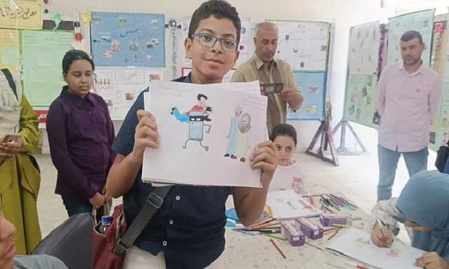 مدير تعليم قنا يستقبل لجنة التقييم الوزاري لمعرض النشاط الصيفي ومسابقة الكاريكاتير
