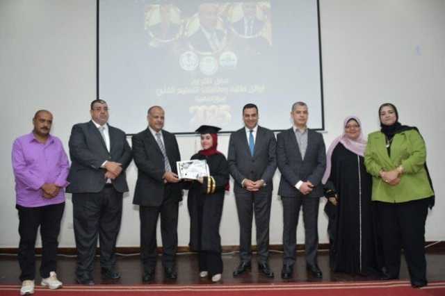 بورسعيد تحتفي بطلابها المتفوقين في الدبلومات الفنية