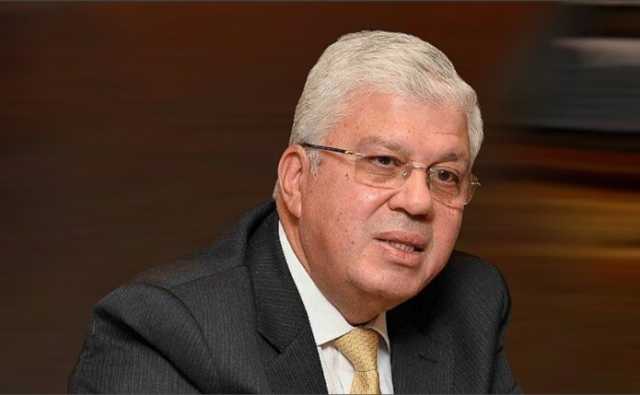 عاشور يغادر إلى السويد للمشاركة في المعرض الدولي للتعليم العالي