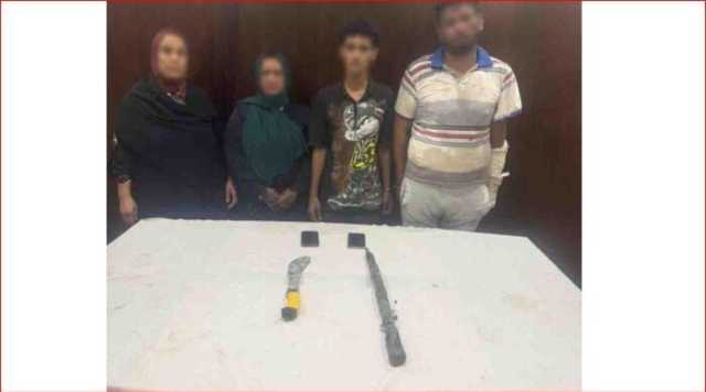 الداخلية تضبط 4 متهمين احتجزوا 3 سيدات وسرقوا هواتفهن بالقاهرة