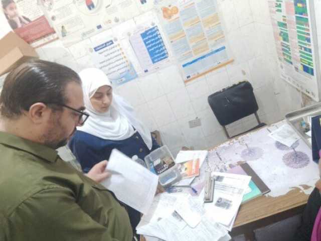 وكيل مديرية الصحة بالقليوبية يجري جولة مرورية ببعض المنشآت الصحية ببنها وقها