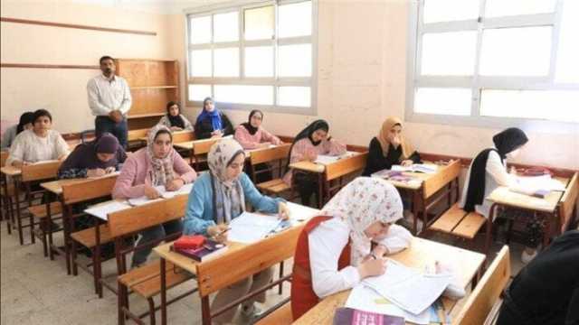 هل تم إلغاء قصة «طموح جارية» من منهج الصف الثالث الإعدادي 2025؟