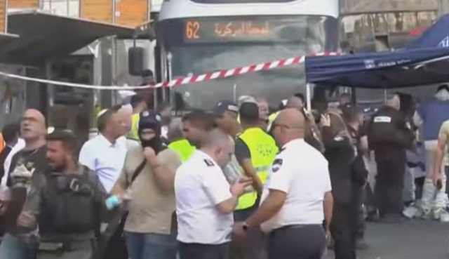 عاجل| إخلاء مكان إطلاق النار بالقدس للاشتباه بوجود عبوة ناسفة