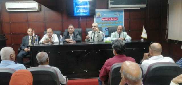 وكيل المديرية يعقد اجتماعا لشرح نظام البكالوريا المصرية واستعدادات العام الدراسى الجديد