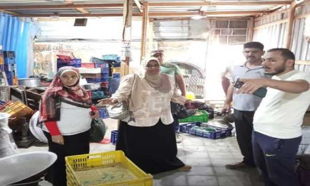 تحرير 21 محضر غش تجاري وضبط طن مواد غذائية فاسدة بشبين الكوم