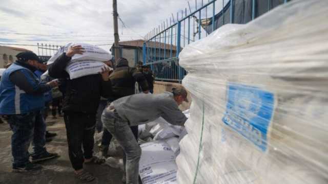المجلس النرويجي للاجئين: 200 شاحنة مساعدات جاهزة.. وإسرائيل تمنع إدخالها لغزة