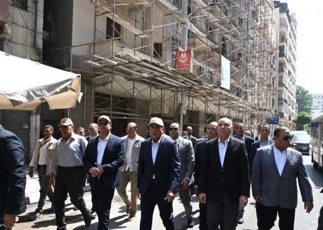 رئيس الوزراء يتفقد مشروع تحسين الصورة البصرية للقاهرة الخديوية