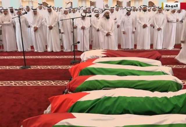 تشييع شهداء العملية الإسرائيلية الفاشلة فى الدوحة بحضور أمير قطر