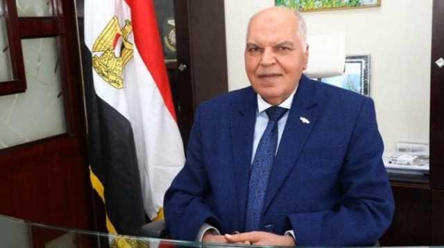 «الزناتي» ينعى معلم لغة عربية توفي إثر أزمة قلبية بالإسماعيلية.. ويوجه بمساندة أسرته