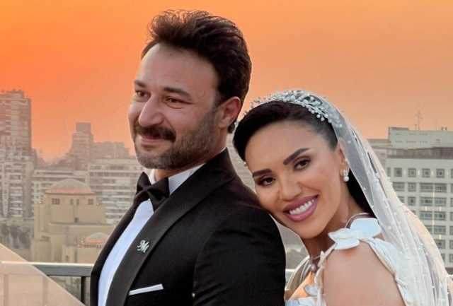 بعد الانتقادات.. محمد العمروسي يوجه رسالة جديدة لـ مي فاروق