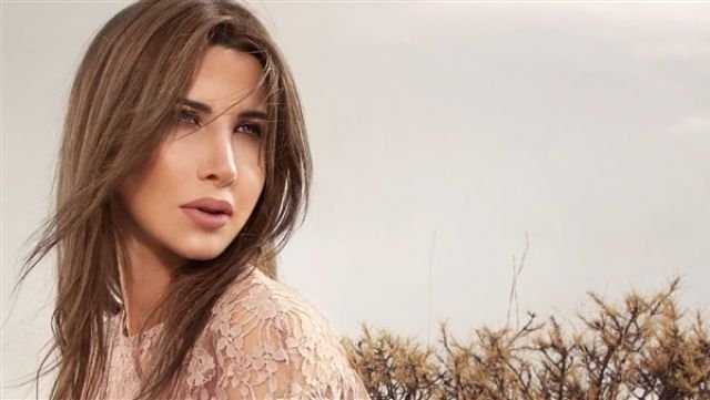 للنساء فقط.. ما قصة حفل نانسي عجرم في هولندا؟