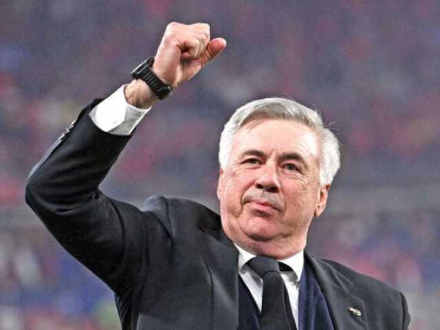 أنشيلوتي يثني على أداء ريال مدريد أمام سوسيداد ويدافع عن أسينسيو