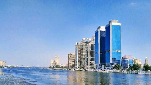 البنك الأهلي المصري يخطط لخفض الفائدة على شهادات الادخار