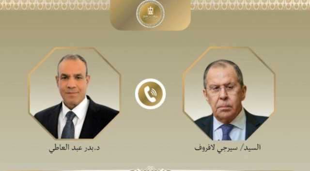وزير الخارجية يبحث مع نظيره الروسي العلاقات الثنائية والتطورات الإقليمية
