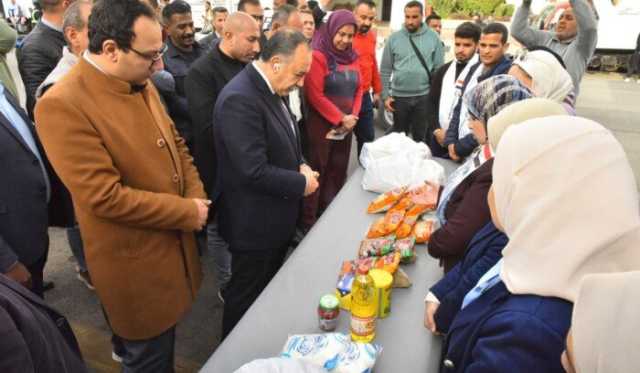 إنطلاق أولى القوافل الخيرية بأسيوط لتوزيع 10 آلاف كرتونة مواد غذائية على المراكز والأحياء