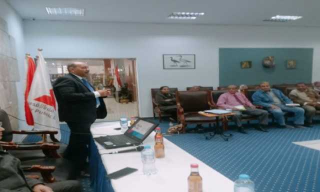 «التنظيم والإدارة» بالأقصر يناقش اختصاصات الموارد البشرية والإصلاح الإداري في ضوء رؤية 2030