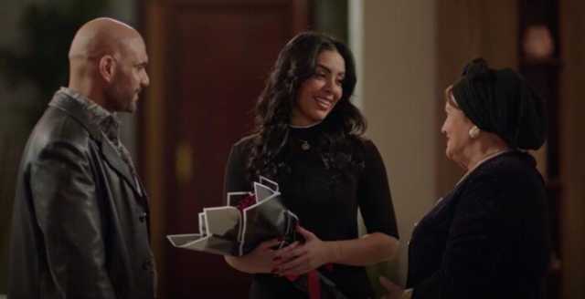 مسلسل كامل العدد 3 الحلقة 12.. «أحمد بهاء» يطلب الزواج من بدرة
