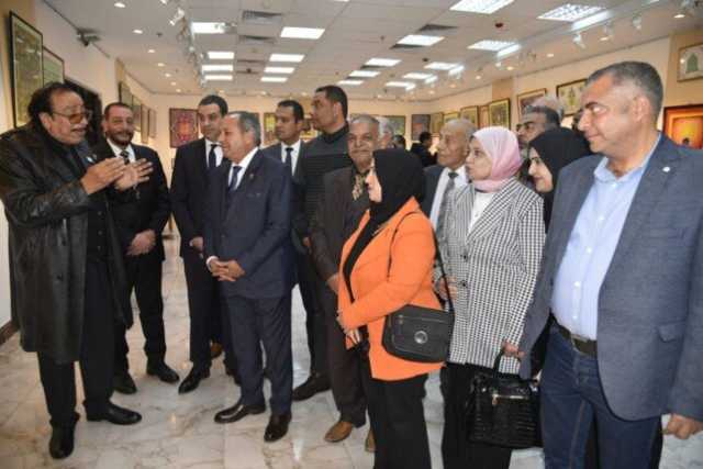 محافظ بورسعيد يشهد العرض المسرحي «أجمل أصحاب» بقصر الثقافة
