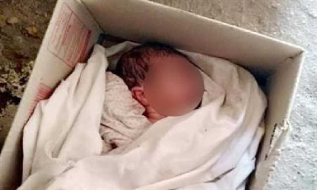 مفاجآت مثيرة في واقعة العثور على رضيعة خلف مسجد بالفيوم