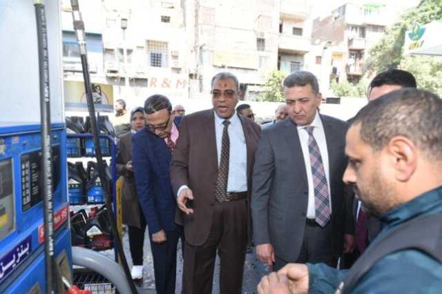 نائب وزير التموين يجري جولة على المخابز البلدية ومحطات الوقود