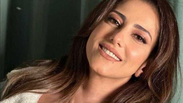 بالأبيض.. حنان مطاوع تخطف الأنظار في العرض الخاص لفيلم «habby birth day»