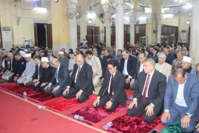 محافظ القليوبية ورئيس جامعة بنها ومدير الأمن يشهدون احتفالية ليلة القدر