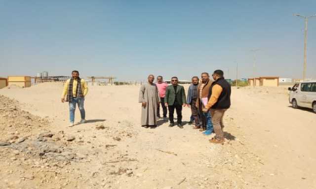دعمًا للاستثمار وتنمية الاقتصاد: تسليم 9 قطع أراضٍ بالمنطقة الصناعية بالبغدادي