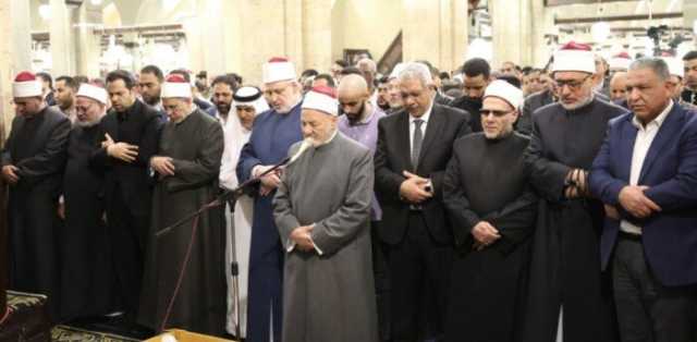 بحضور علماء وقيادات الأزهر.. تشييع جنازة الدكتور المحرصاوي من الجامع الأزهر