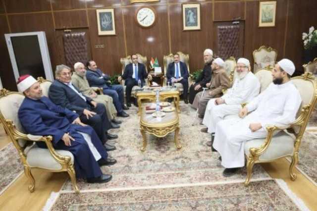 محافظ المنوفية يستقبل وفود المهنئين بعيد الفطر