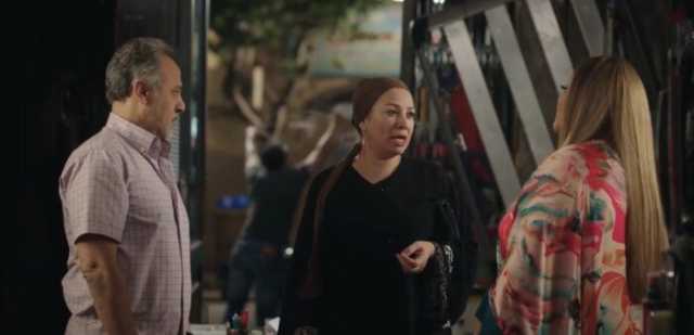 مسلسل إش إش الحلقة 14.. رجب يمنح إخلاص كبوريا 3 ملايين جنيه