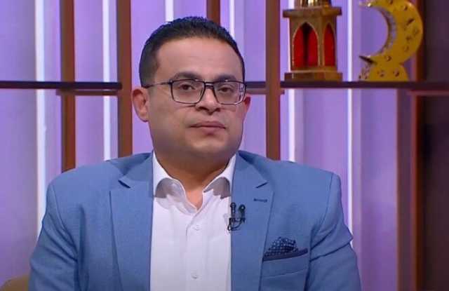 «استشاري نفسي»: العطاء بلا حدود قد يتحول إلى استغلال.. فيديو