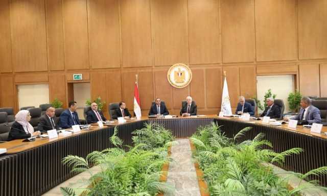 وزير التعليم العالي يترأس اجتماع مجلس أمناء جامعة جنوب الوادي الأهلية