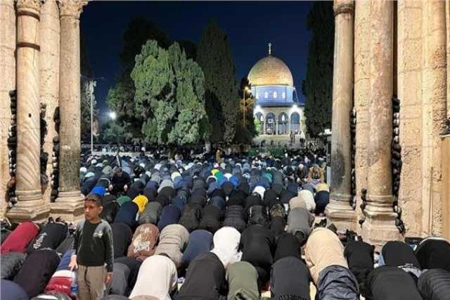 80 ألفا يؤدون صلاتي العشاء والتراويح في المسجد الأقصى