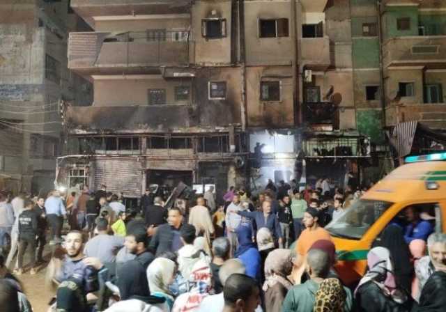 تفحم 4 محلات وإصابة 3.. تفاصيل نشوب حريق بمطعم مشويات بالمنيا