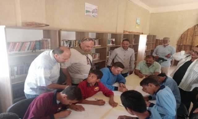 ملتقى الفن والحياه ينظم ورشة فنية لطلبة المدارس بمكتبة مصر العامة بسيوة