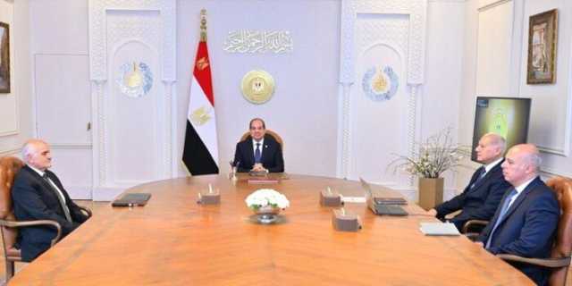 الرئيس السيسي يُصدق على مبادرة «مصر معاكم» لرعاية القُصر أبناء شهداء الجيش والشرطة