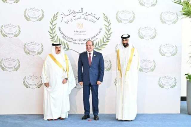 صور استقبال الرئيس السيسي لرؤساء الدول والحكومات المشاركين في قمة شرم الشيخ للسلام