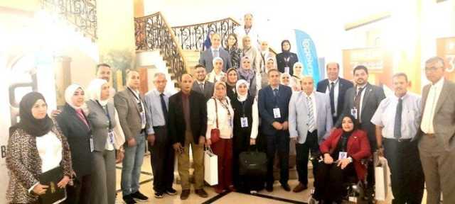 تكريم المشاركين والمتميزين في المؤتمر العلمي الثالث لآداب كفر الشيخ