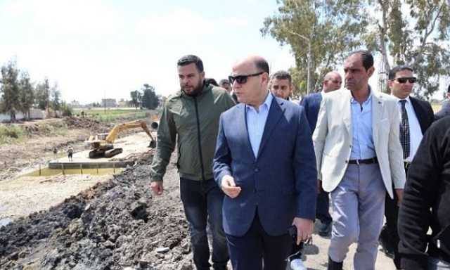 محافظ كفر الشيخ يتابع أعمال تغطية مصرف سالم بطول 550 مترًا لربط 6 مراكز